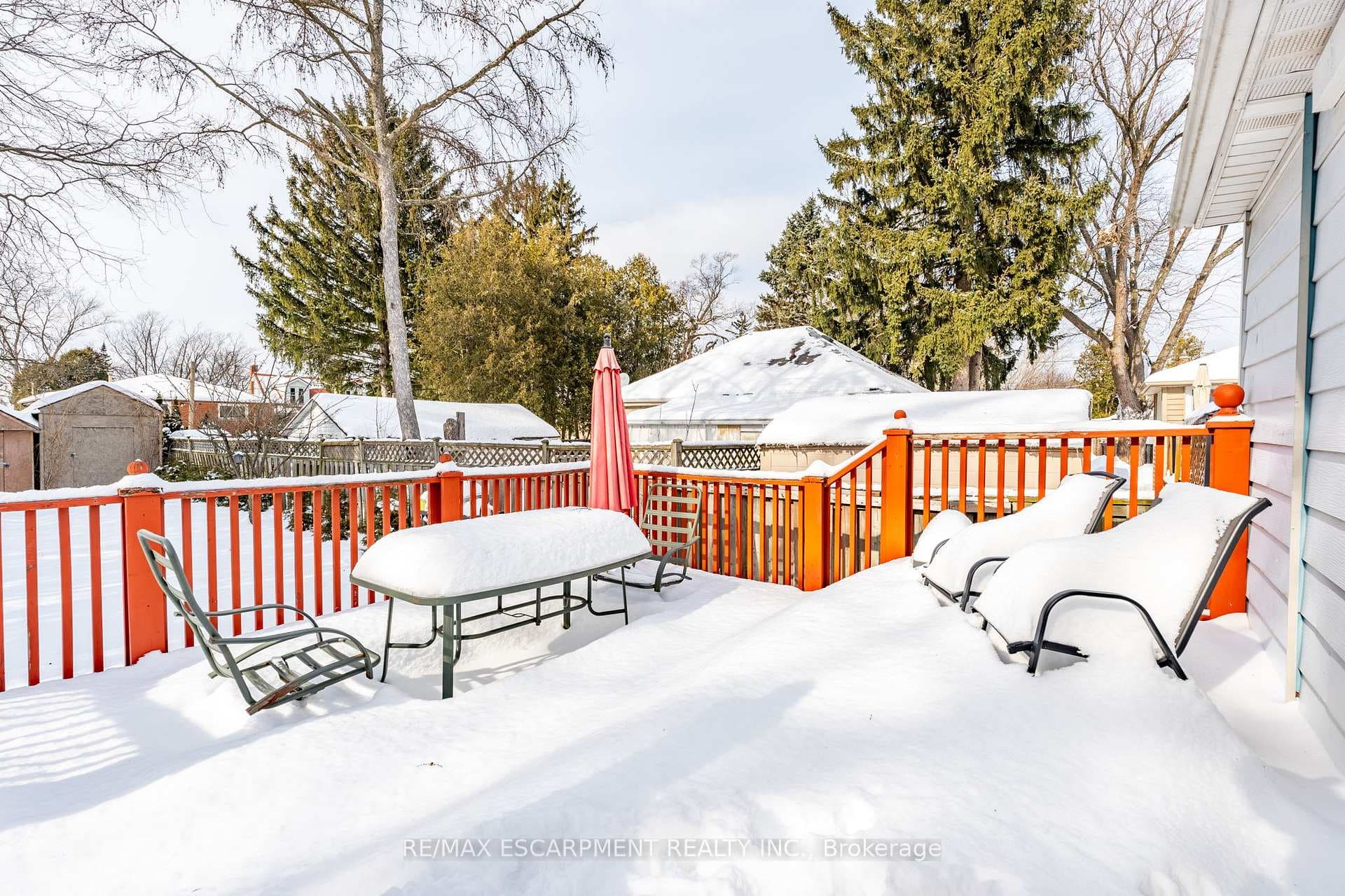 276 BOWMAN Street photo 27