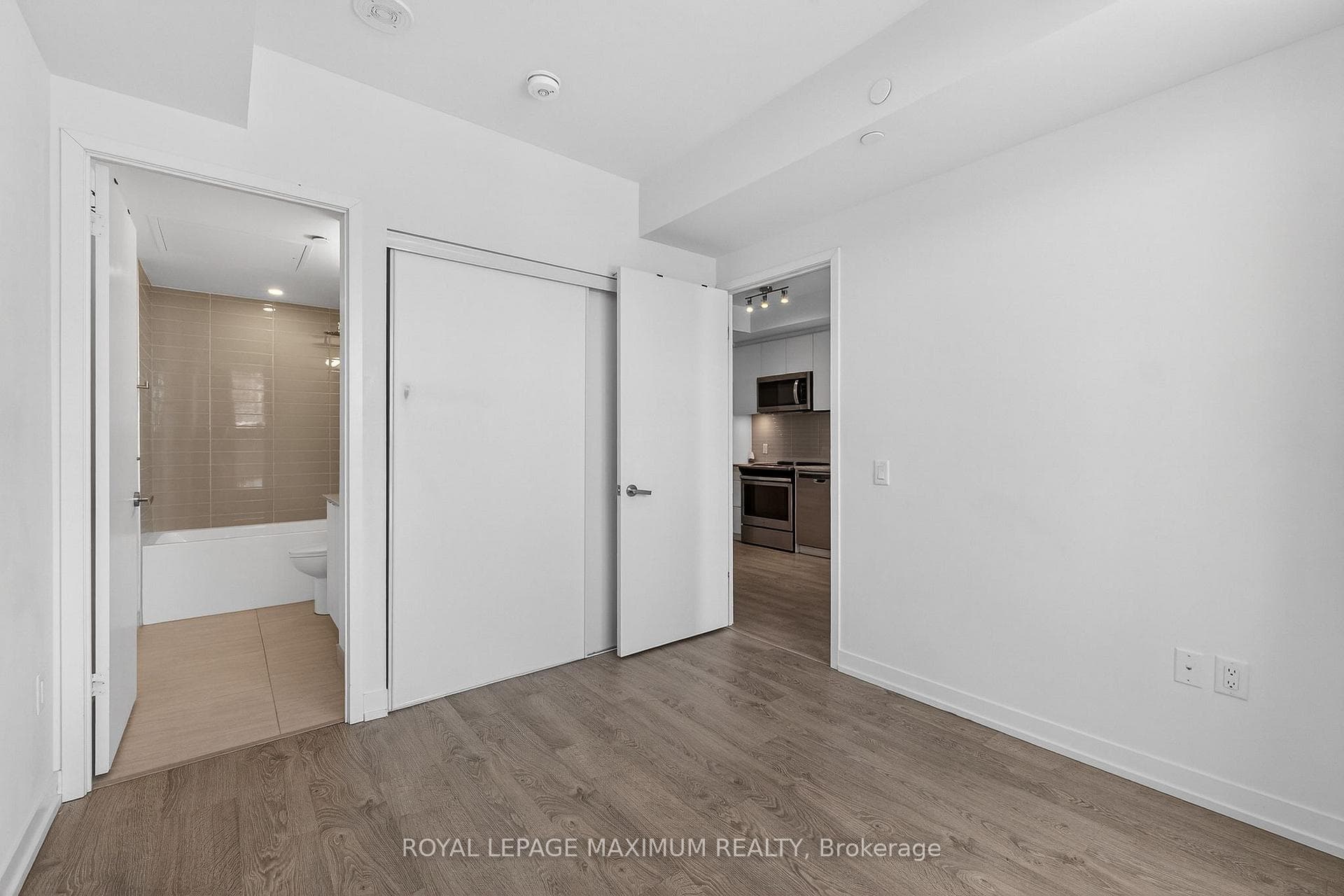 8868 Yonge Street Unit 212E photo 17