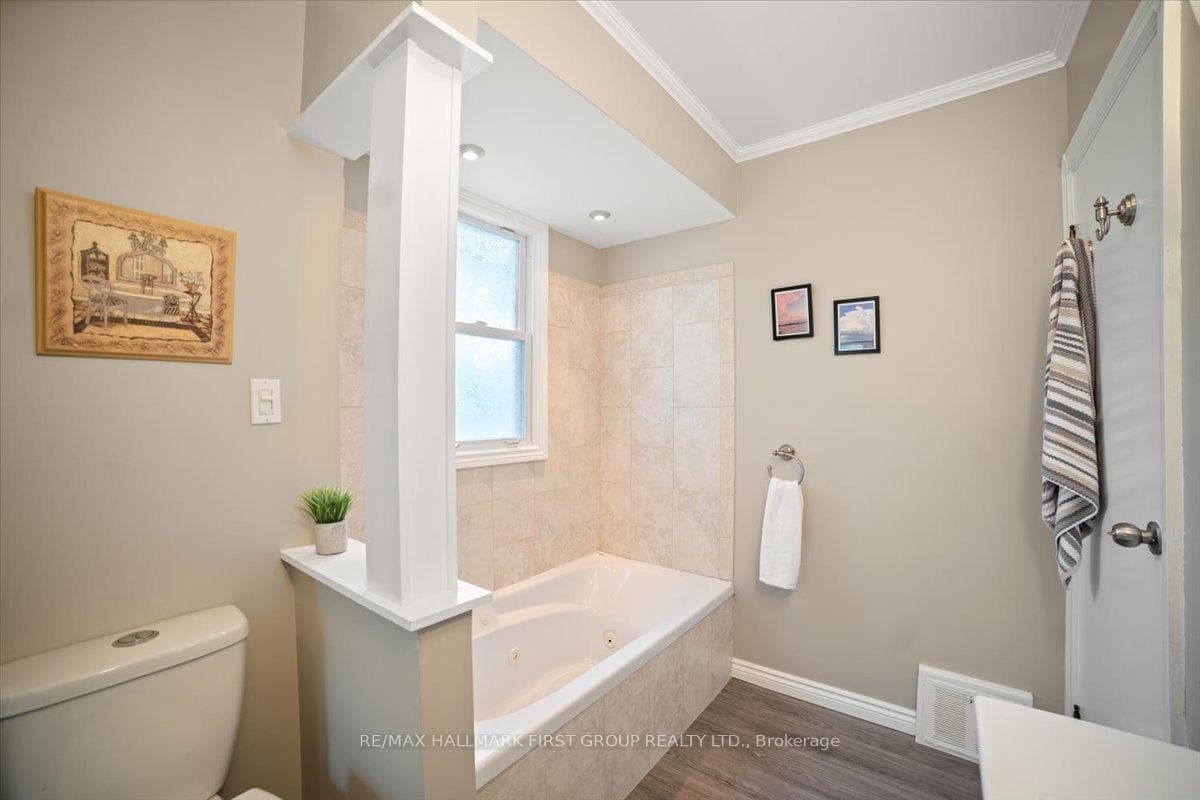 75 Riverside Drive photo 15