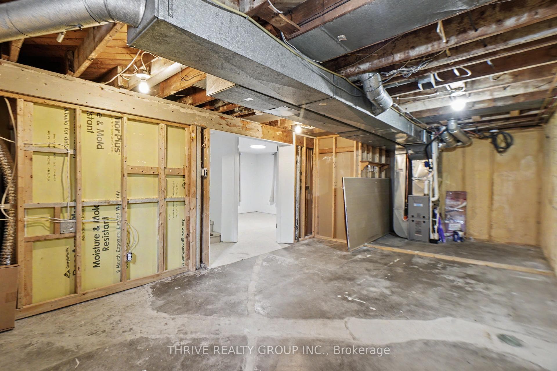 166 Ashland Avenue photo 35