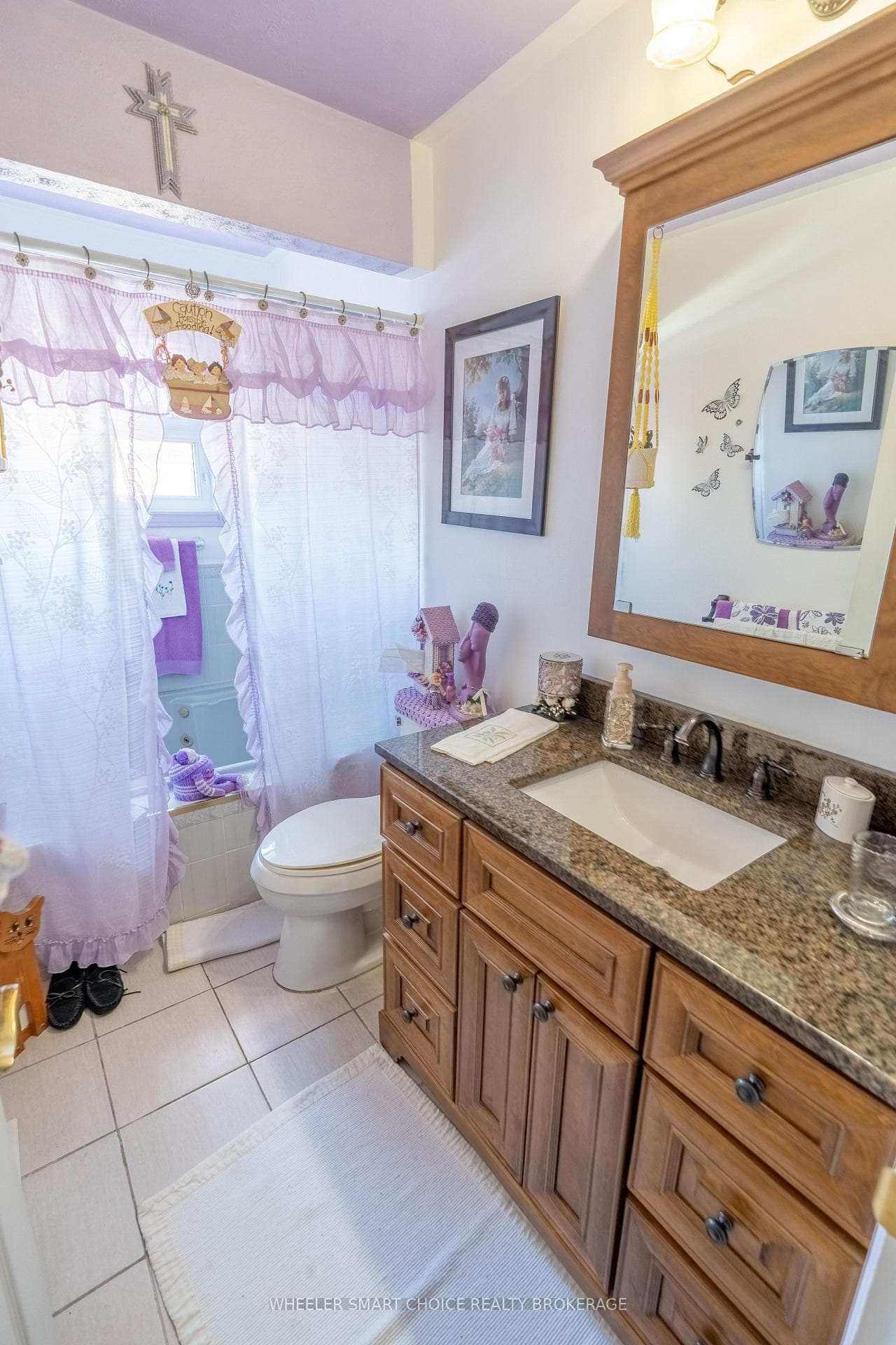 542 Anthony Street photo 10