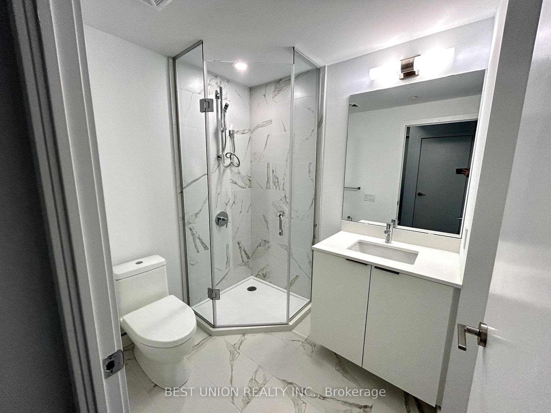 8 OLYMPIC GARDEN Drive Unit S2801 photo 14
