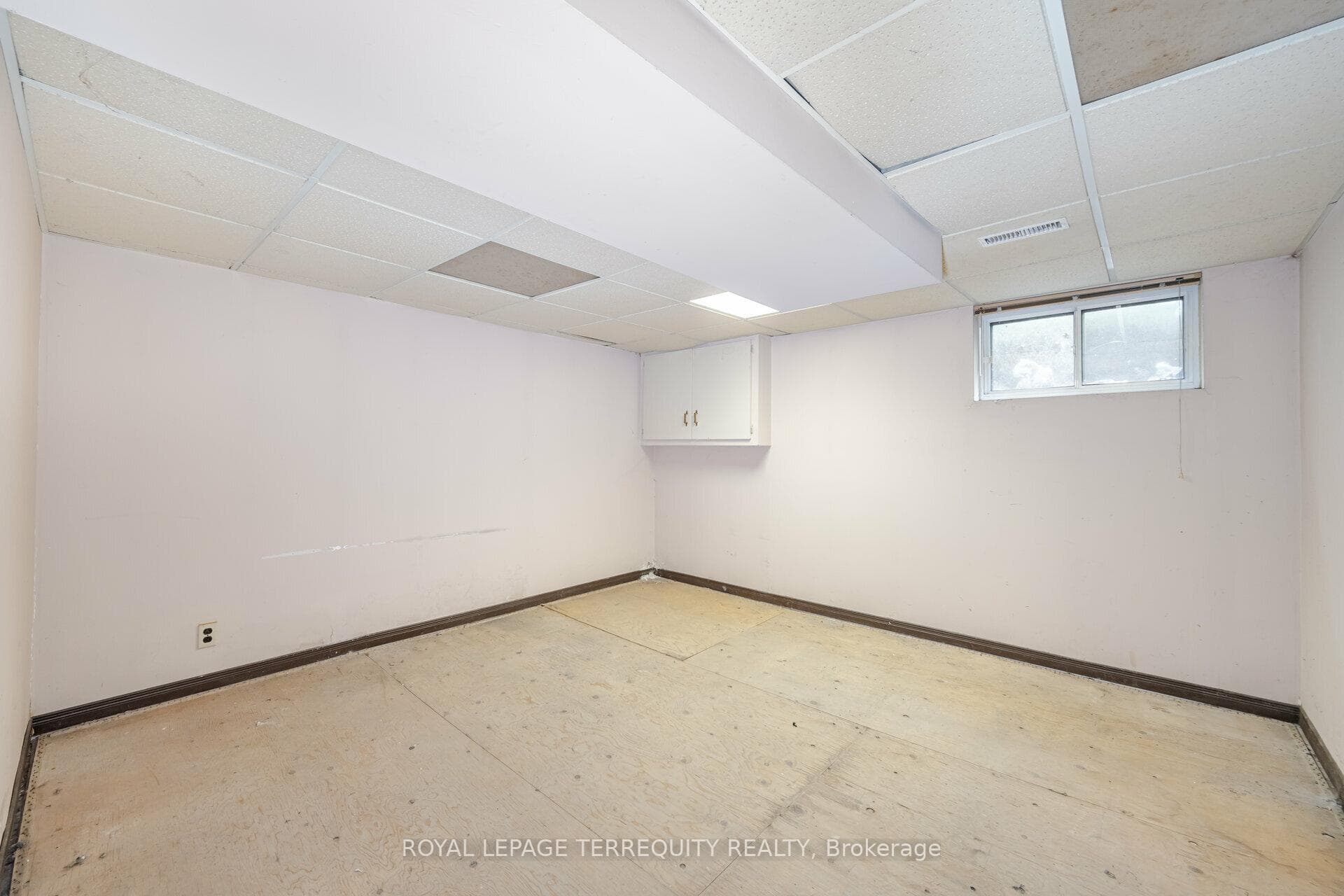 214 Dixon Road photo 26