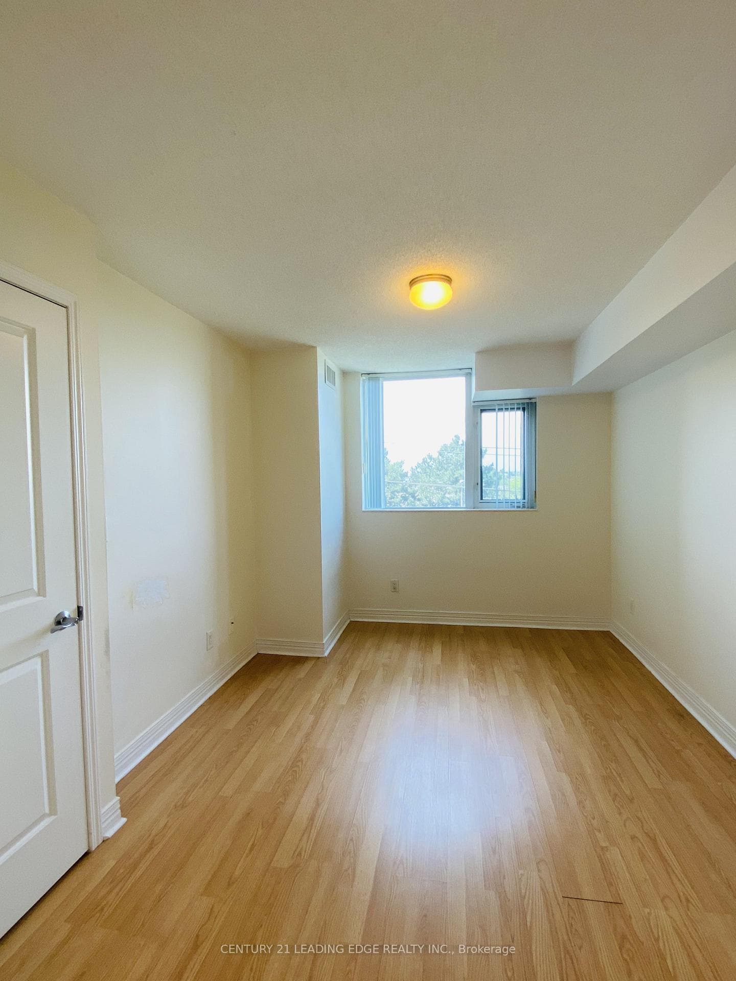 100 SCOTTFIELD Drive Unit 512 photo 14