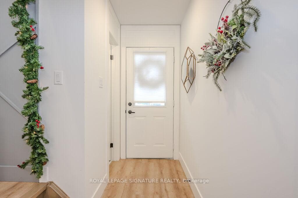 53 Deerpath Drive photo 4