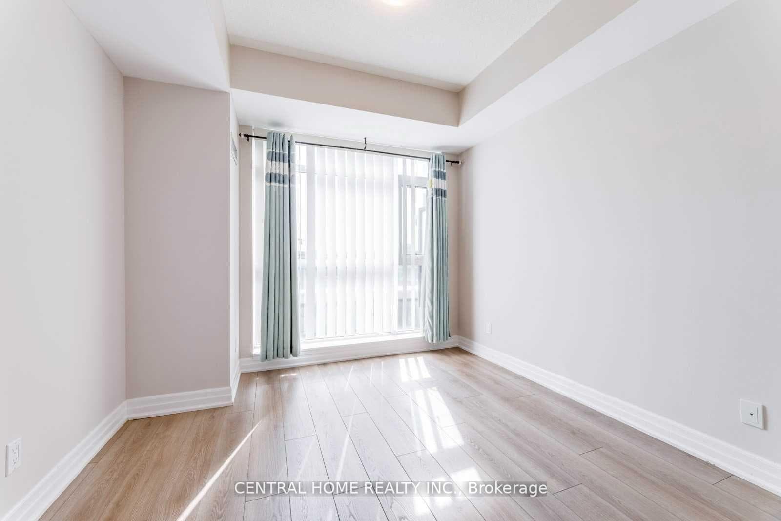 8130 Birchmount Road Unit 905 photo 10