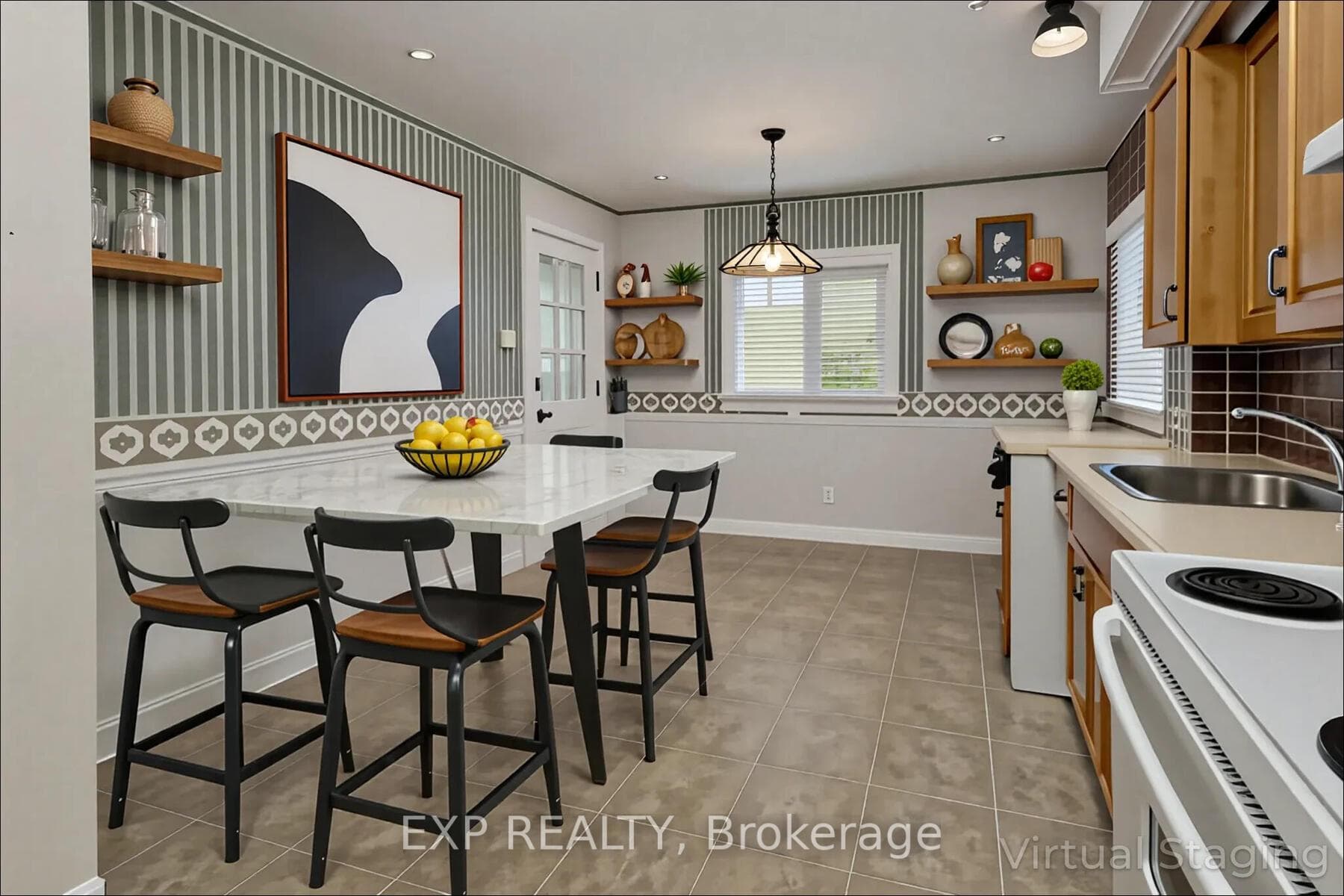 1184 Addison Drive photo 4