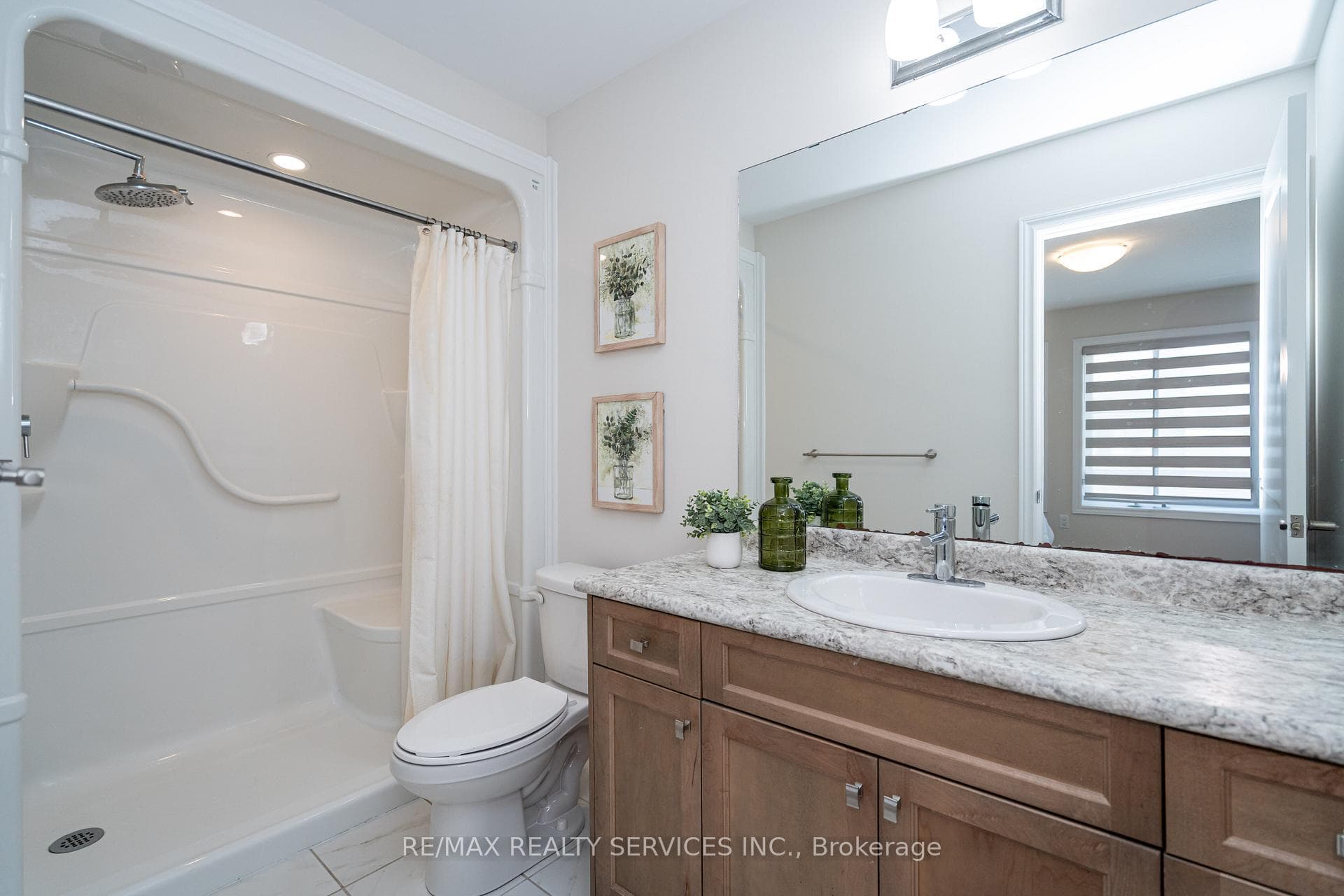 7 Baker Lane photo 38