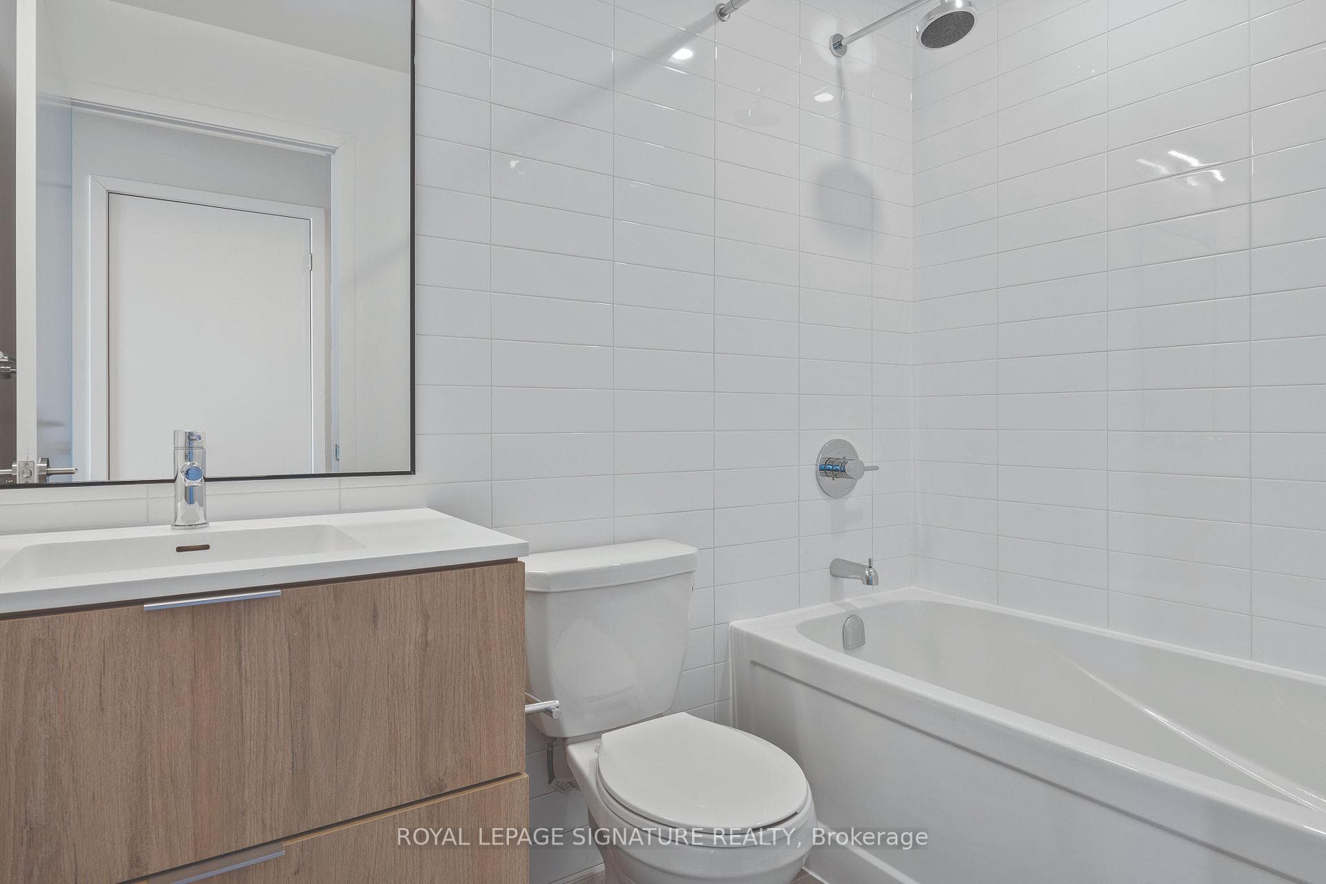 25 Nicholas Avenue Unit 703 photo 5