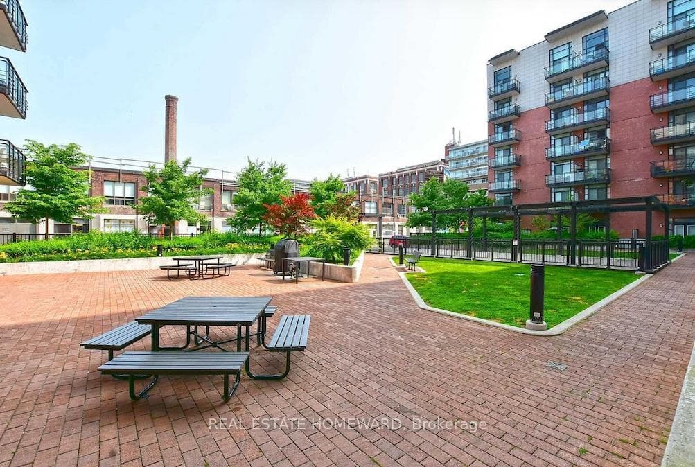 88 Colgate Avenue Unit 308 photo 2
