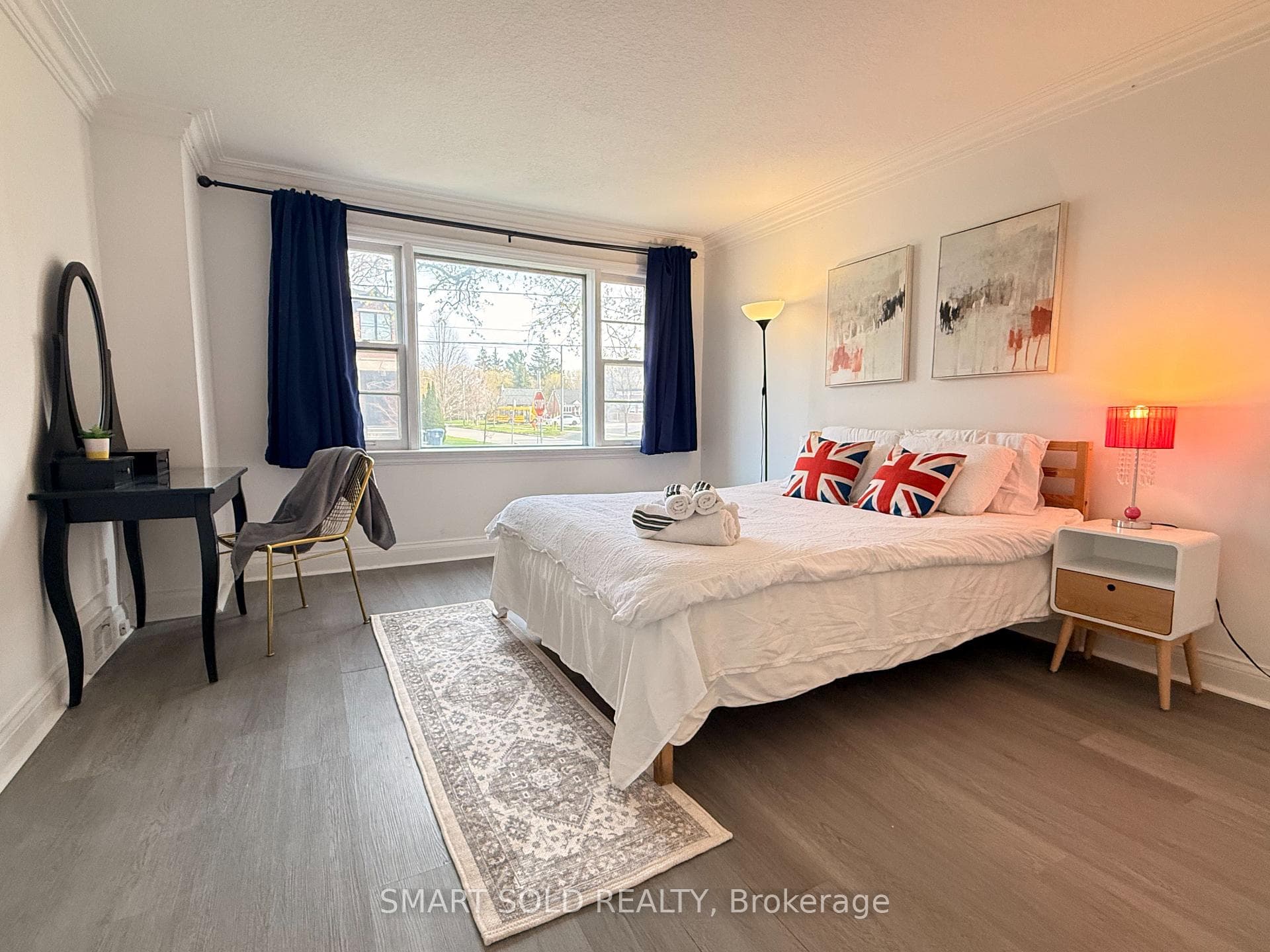 204 Cameron Avenue photo 5