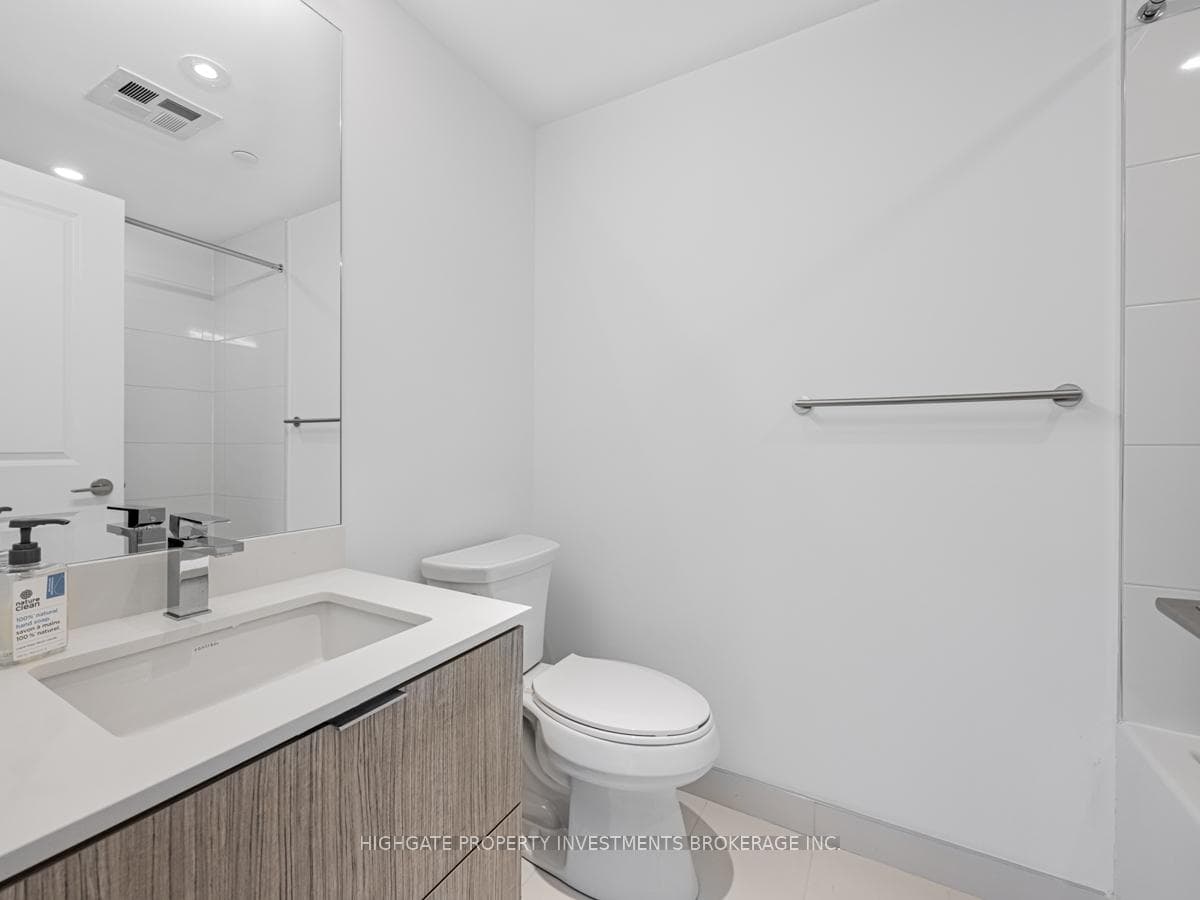 395 Bloor Street Unit 2605 photo 20