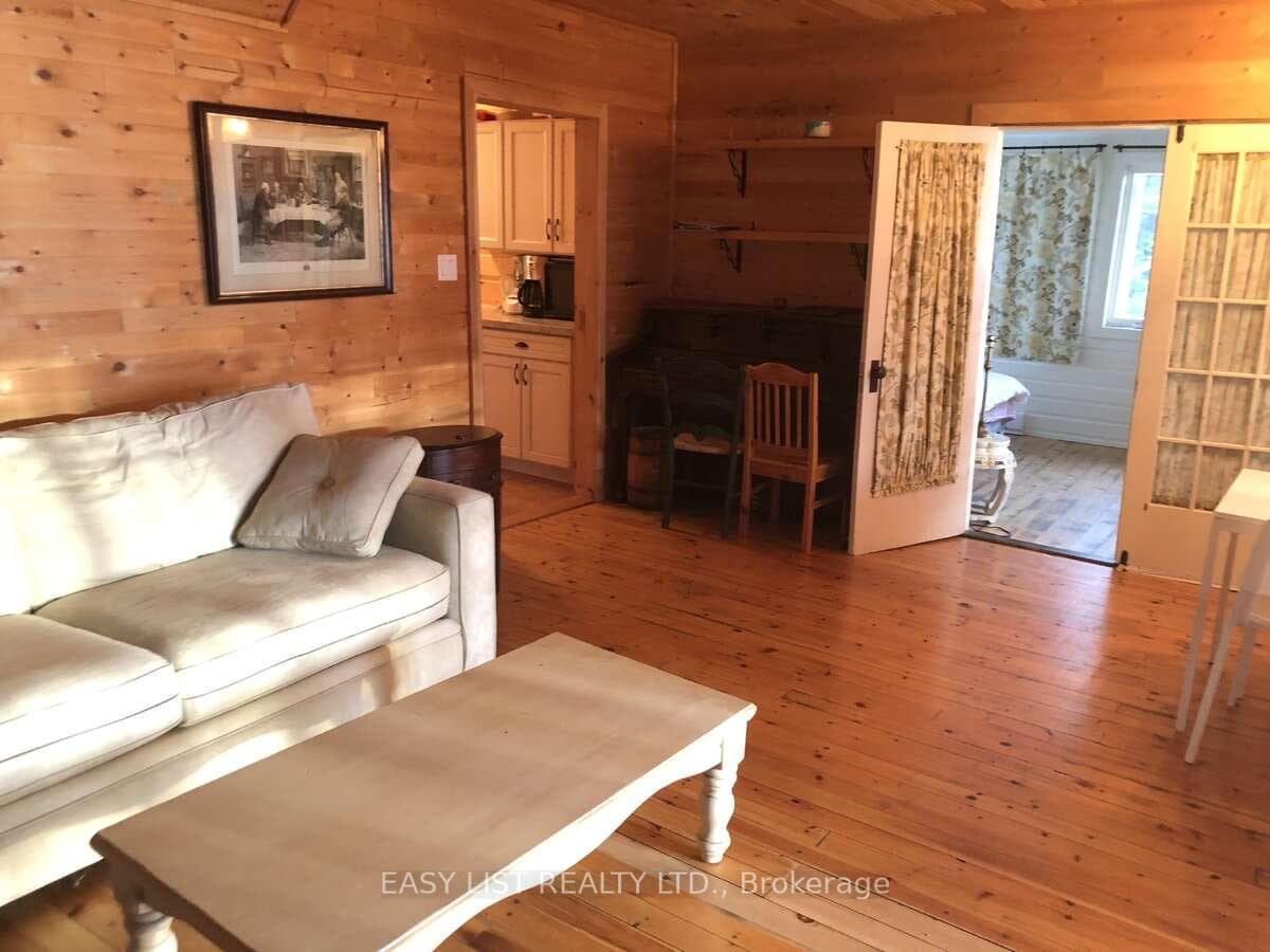 58 Leslie Frost Lane photo 35