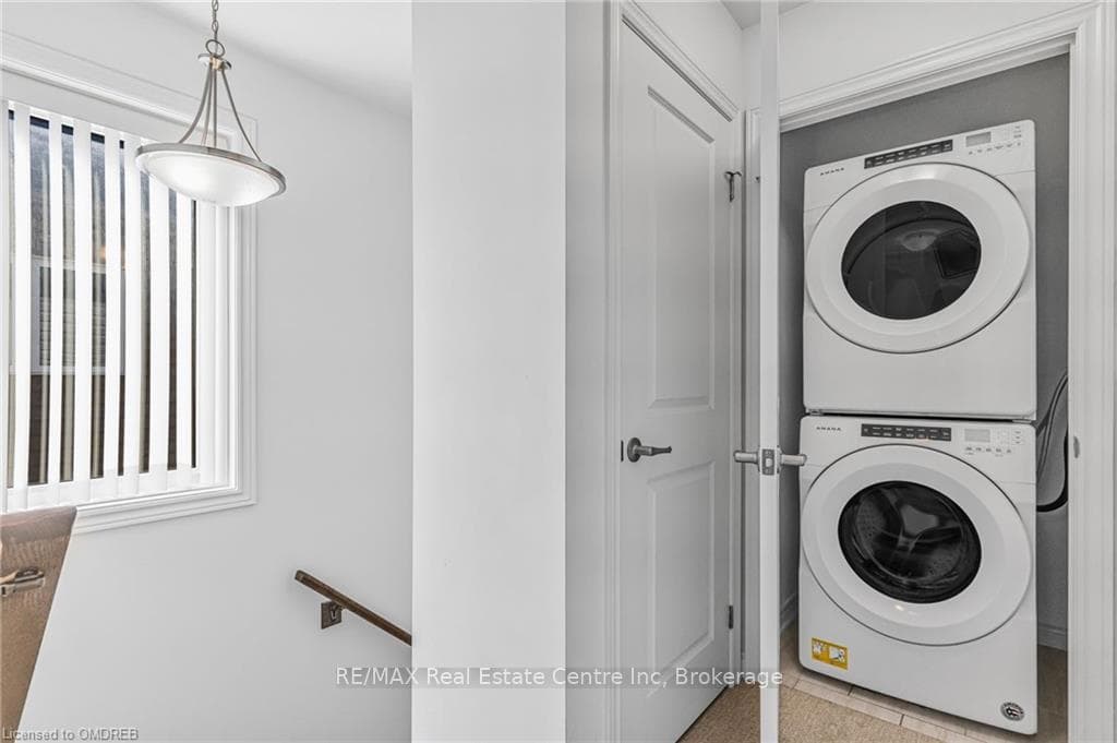206 HERON Street photo 18