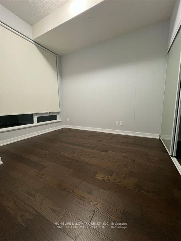 510 Curran Place Unit 517 photo 17
