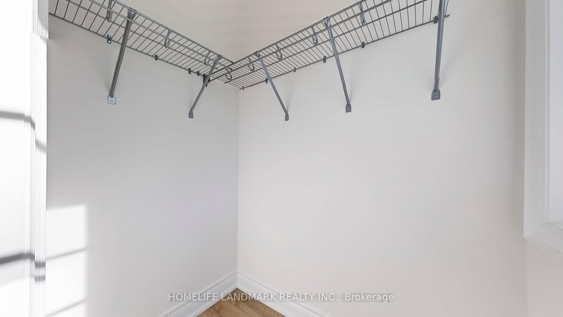 107 Kenneth Rogers Crescent photo 13
