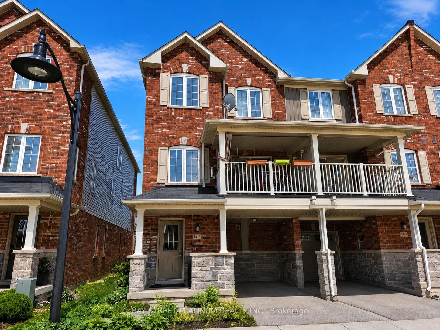 54-6 Nisbet Boulevard photo 1