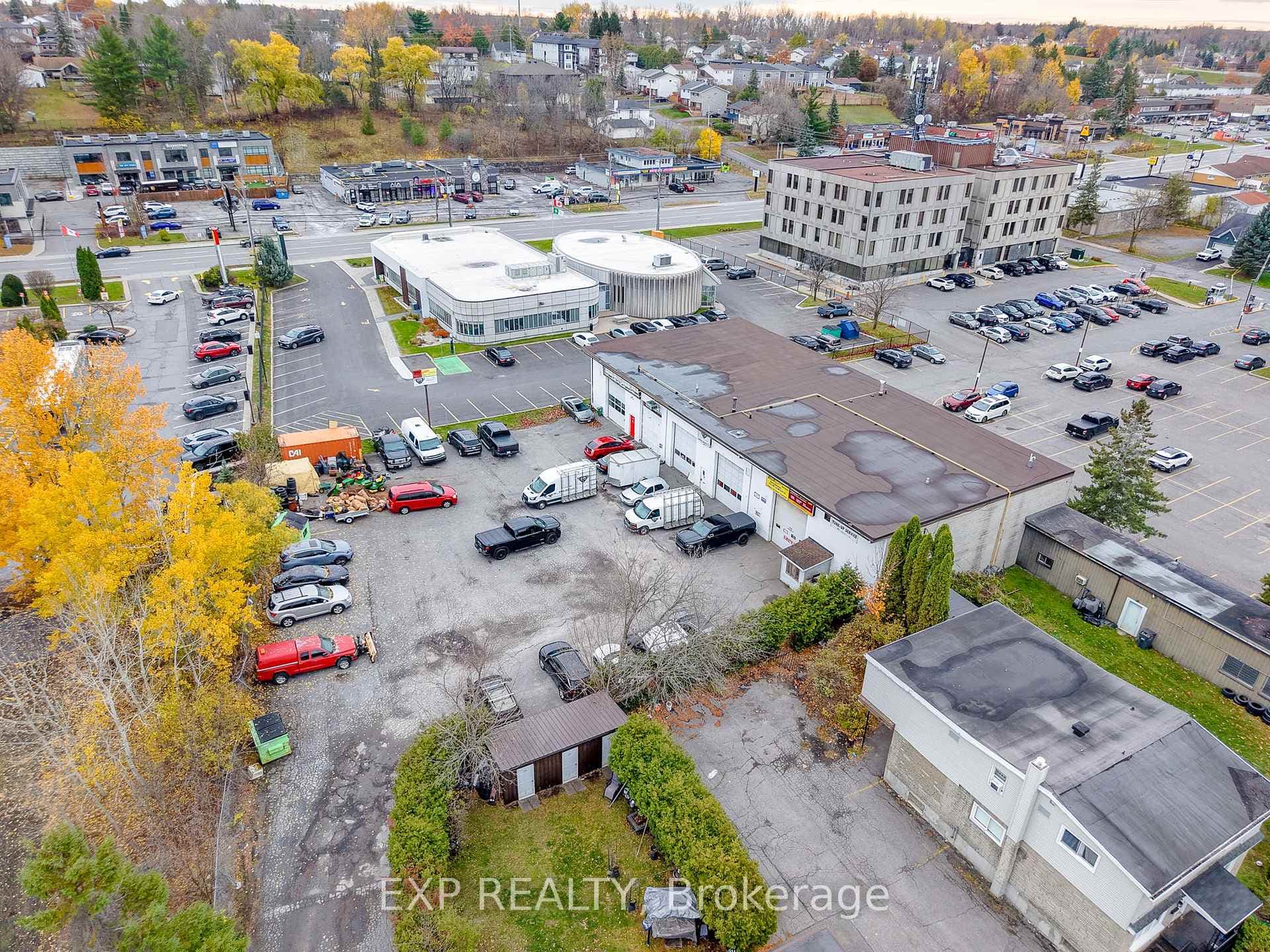 1237 1255 Cousineau Street photo 11