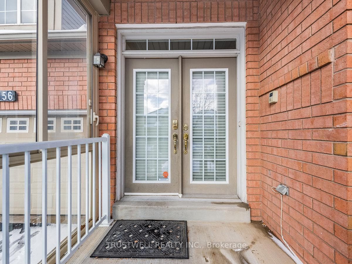 156 Edward Jeffreys Avenue photo 3