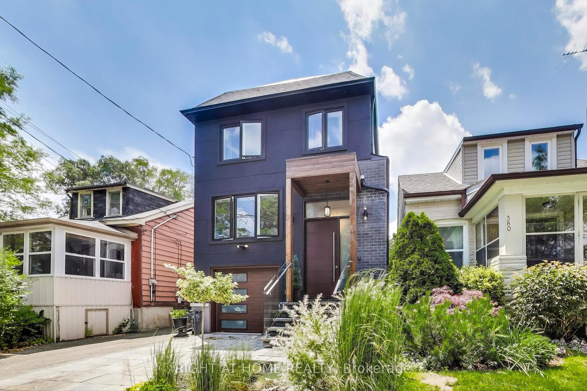 378 CEDARVALE Avenue photo 3