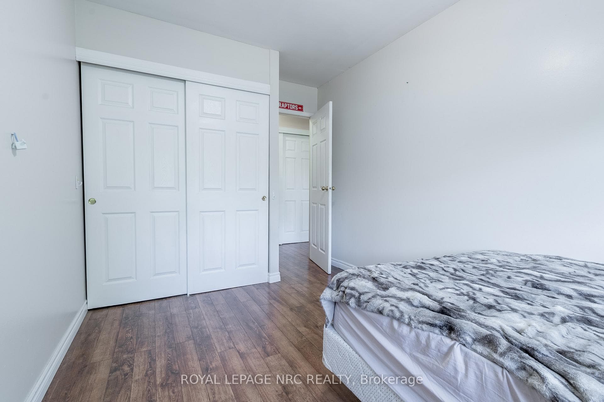 242 Oakdale Avenue Unit 316 photo 21