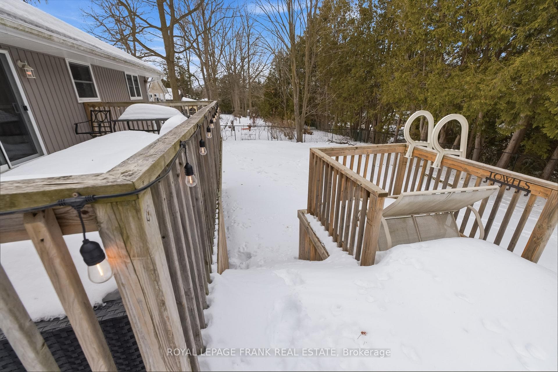 579 Queen Street photo 45