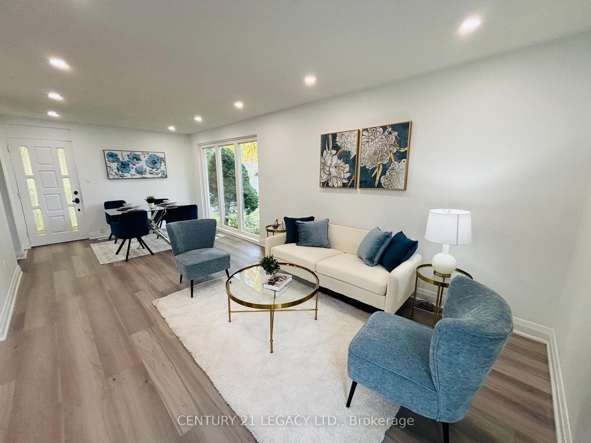 26 Epsom Downs Drive photo 2