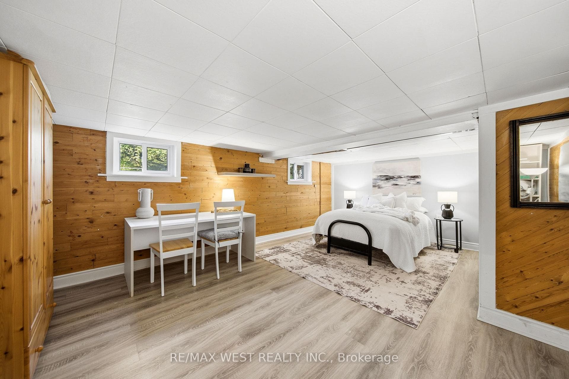 28 Aldgate Avenue photo 12