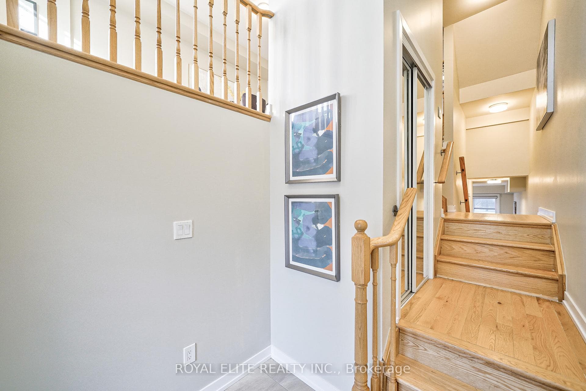 2523 Castlegate Crossing N/A photo 3
