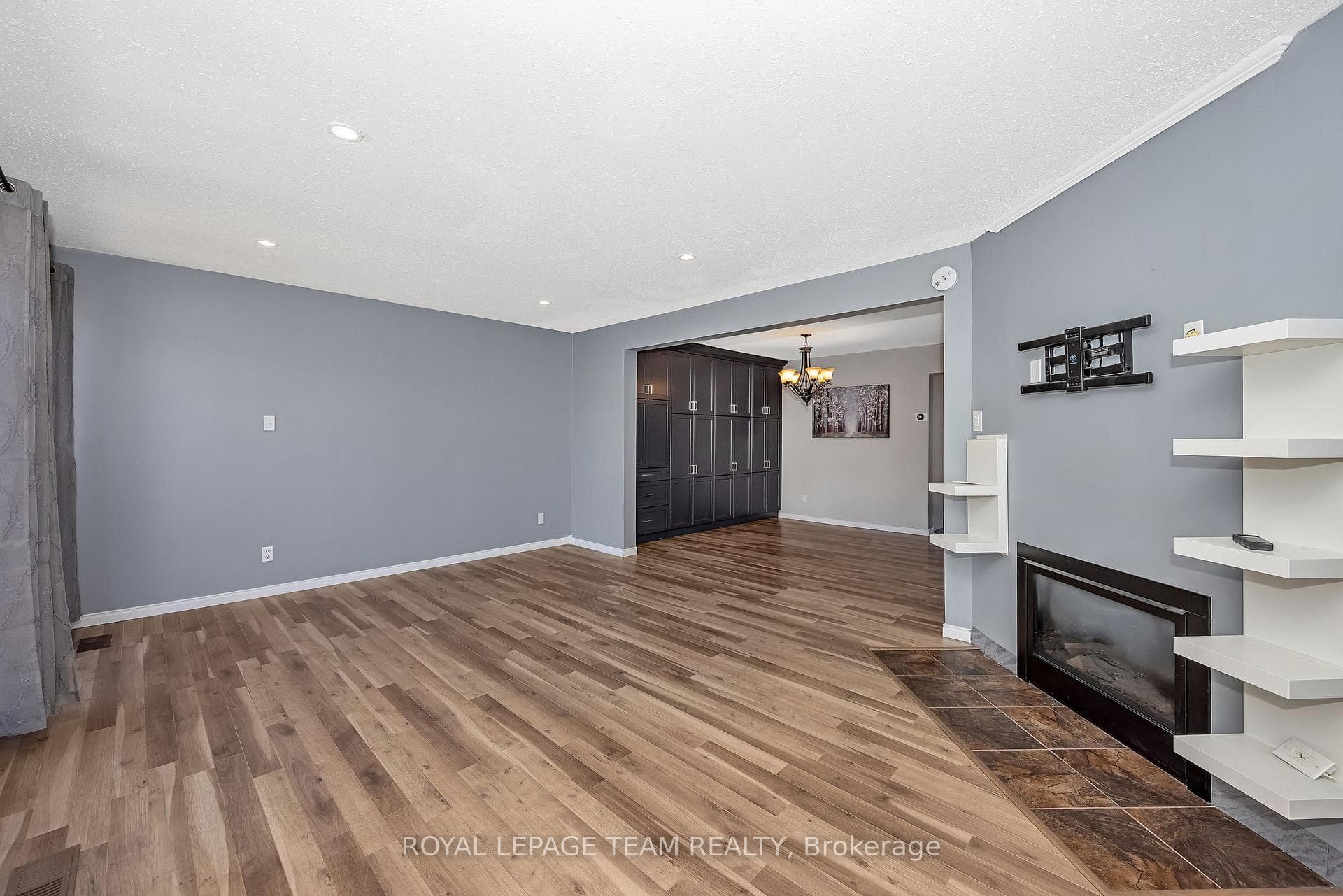 276 Dalehurst Drive Unit C photo 8