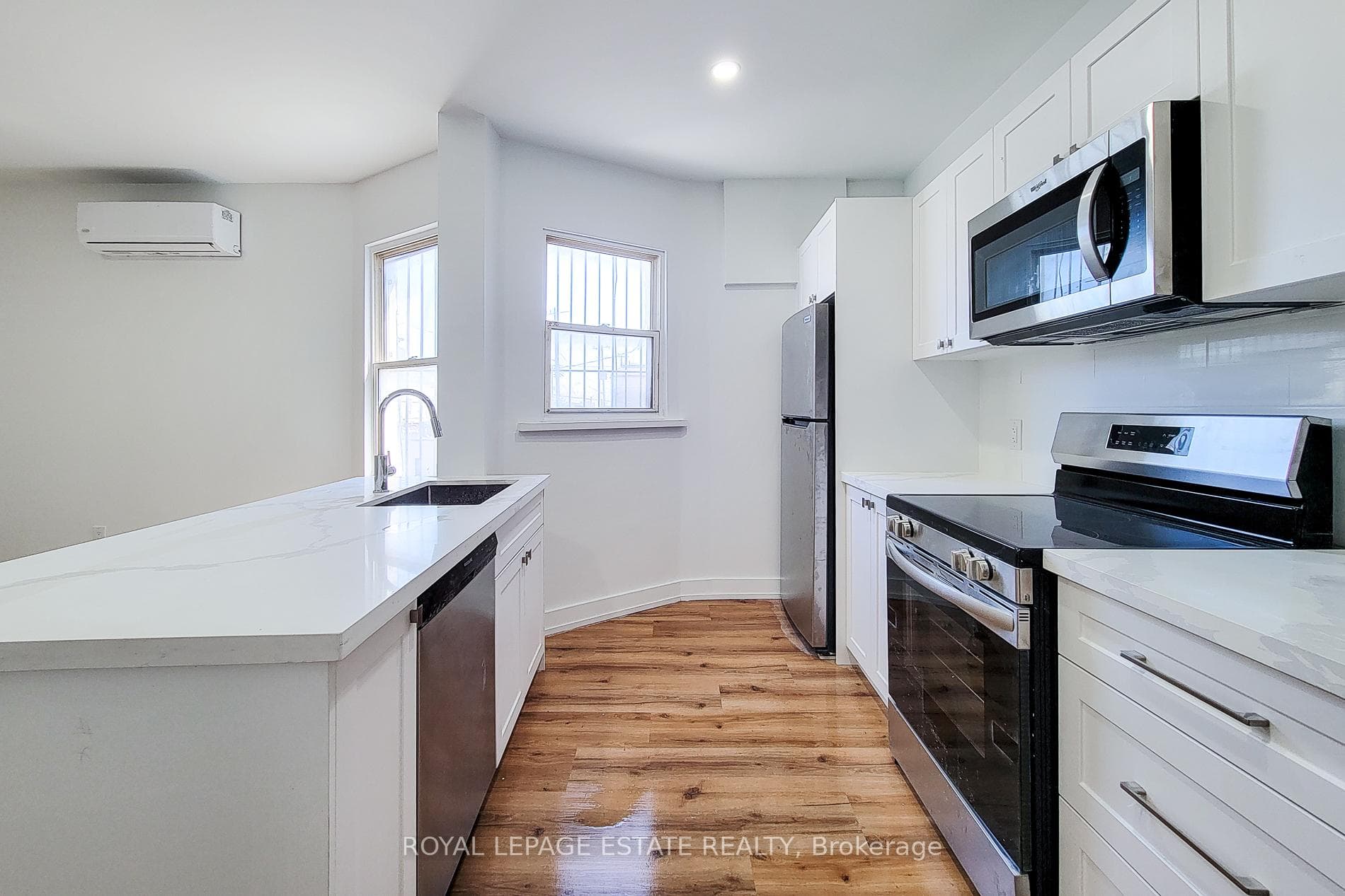 1052 Barton Street Unit 2 photo 5