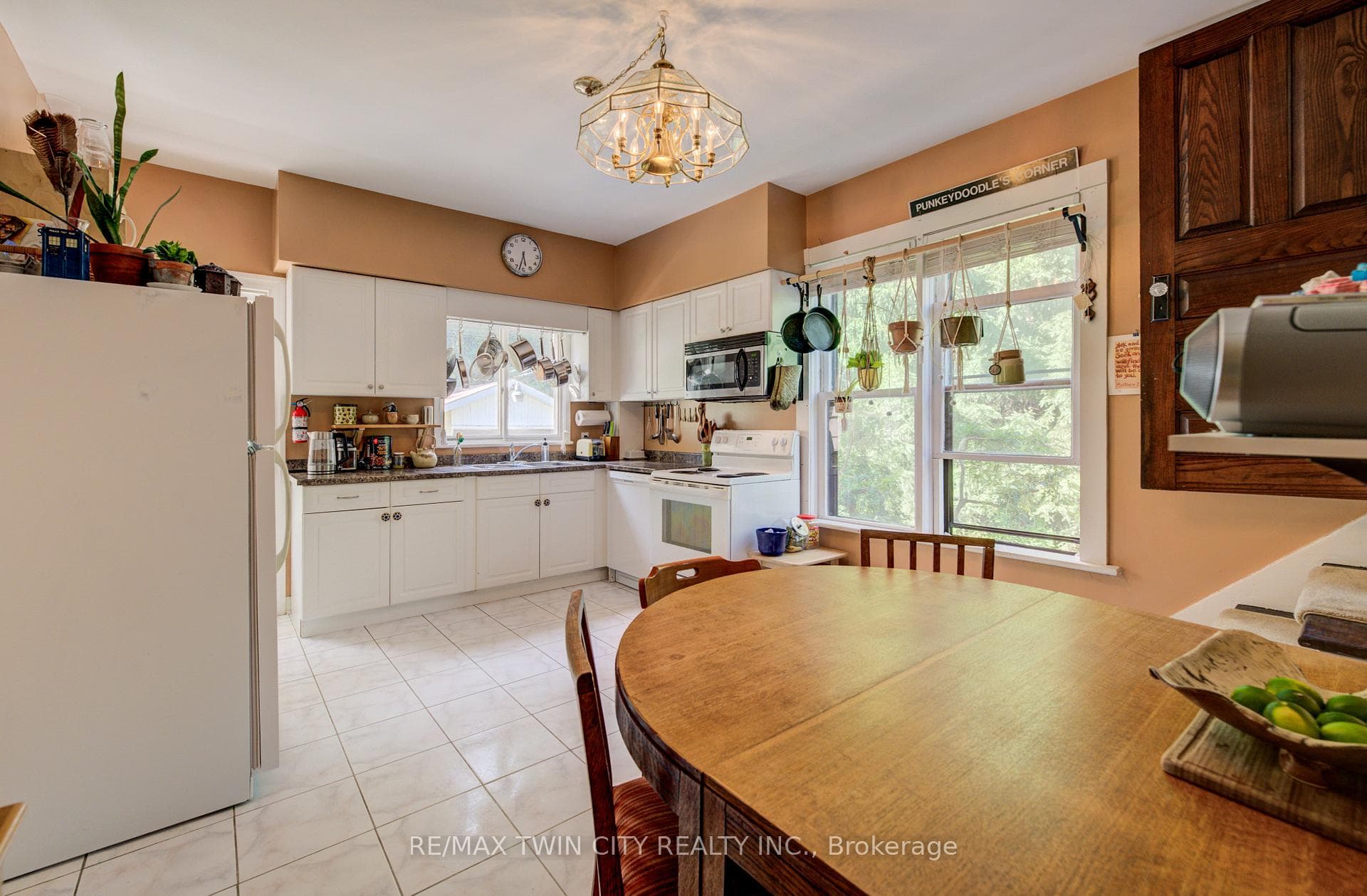 140 Shade Street photo 19