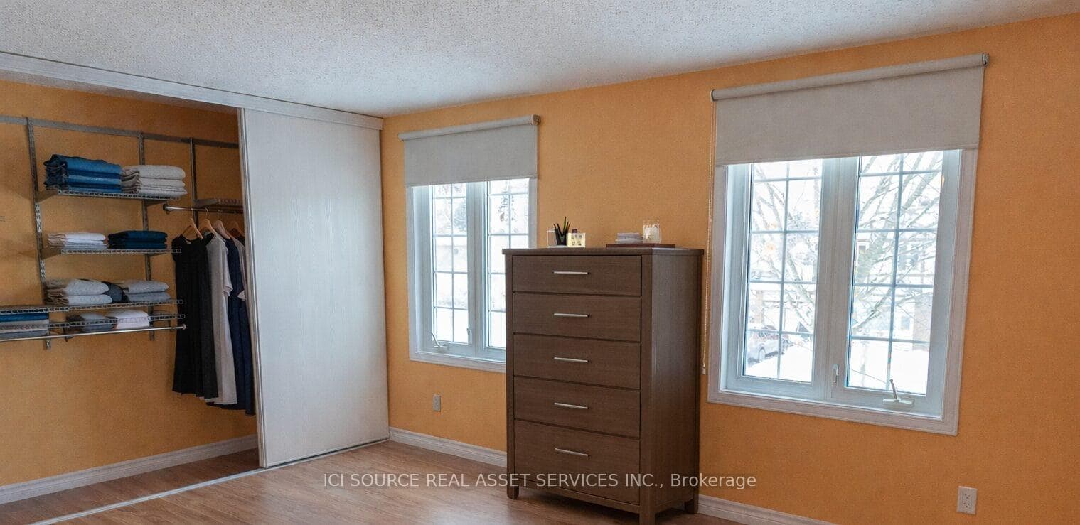 768 Vinette Crescent photo 22