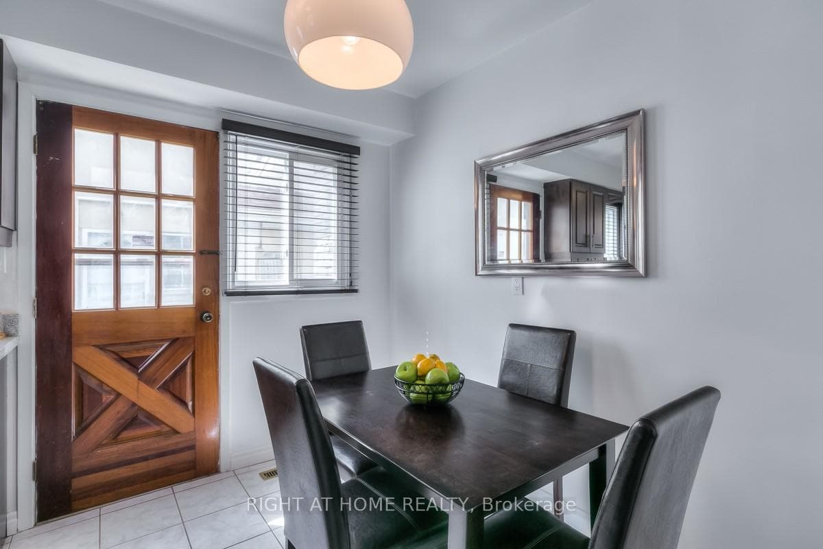 76 Ashridge Drive photo 11
