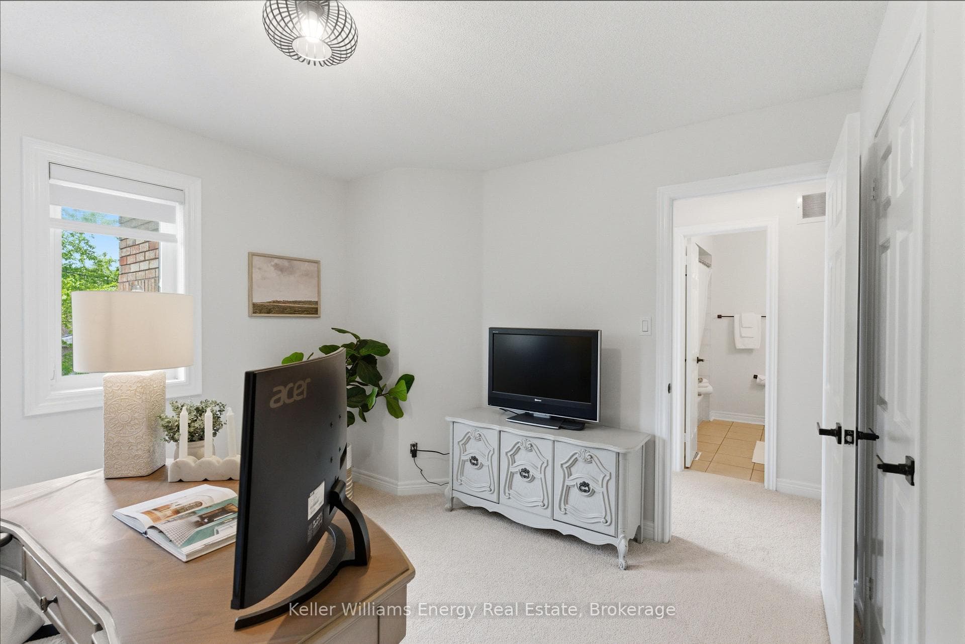 2019 Erin Gate Boulevard photo 22