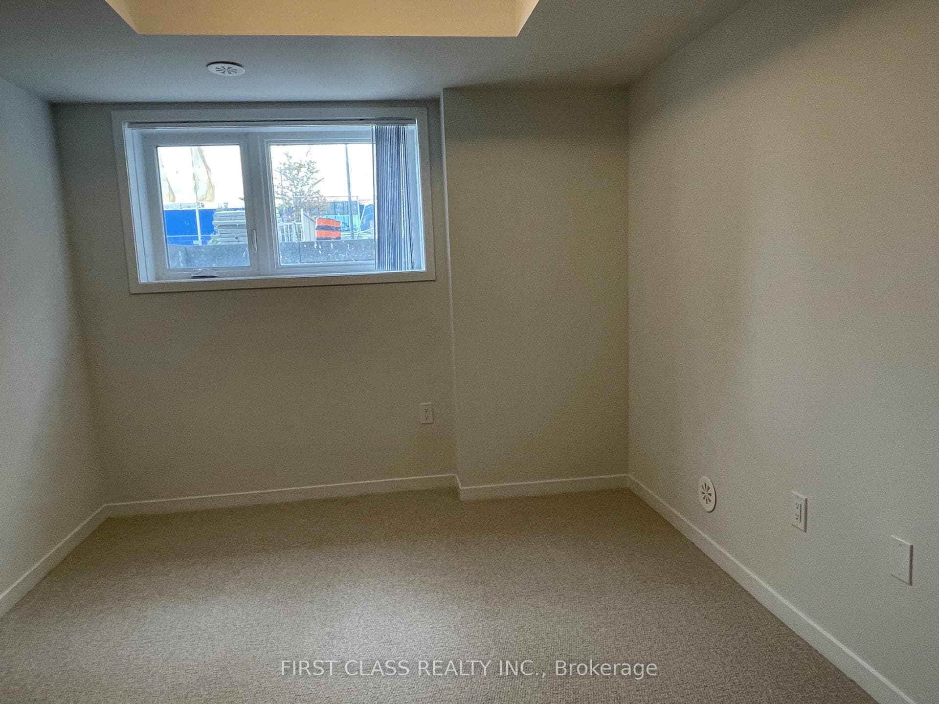 151 Honeycrisp Crescent Unit 170 photo 14