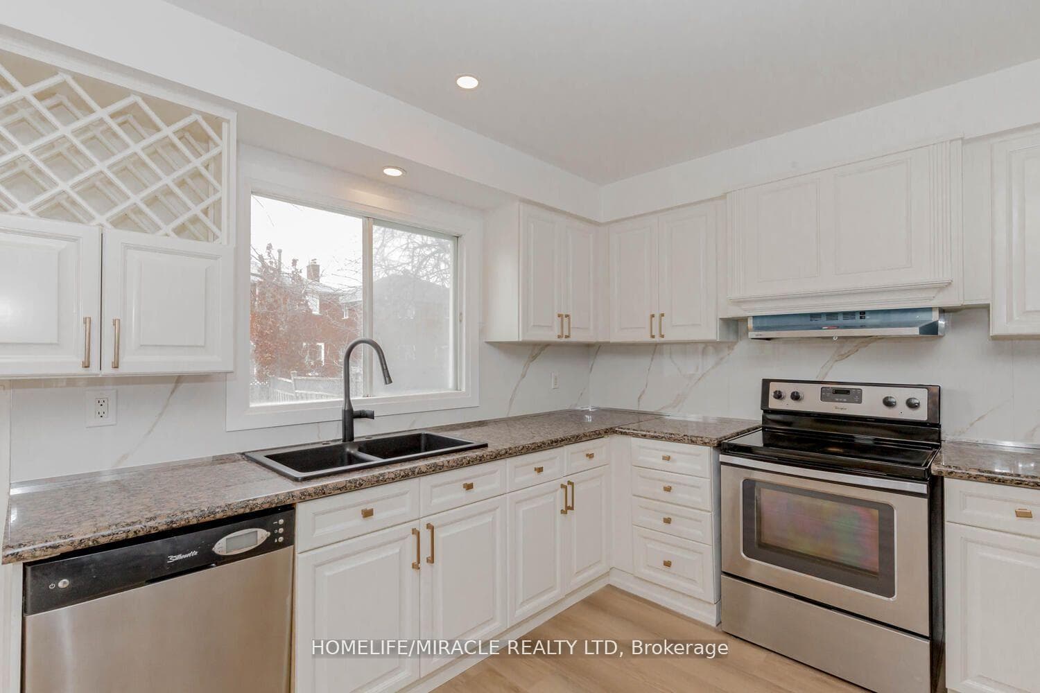 4544 Penhallow Road photo 10