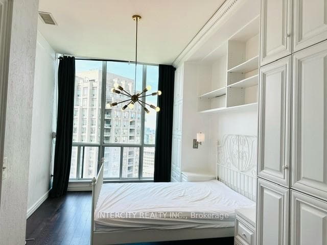 24 Wellesley Street Unit PH2 photo 18