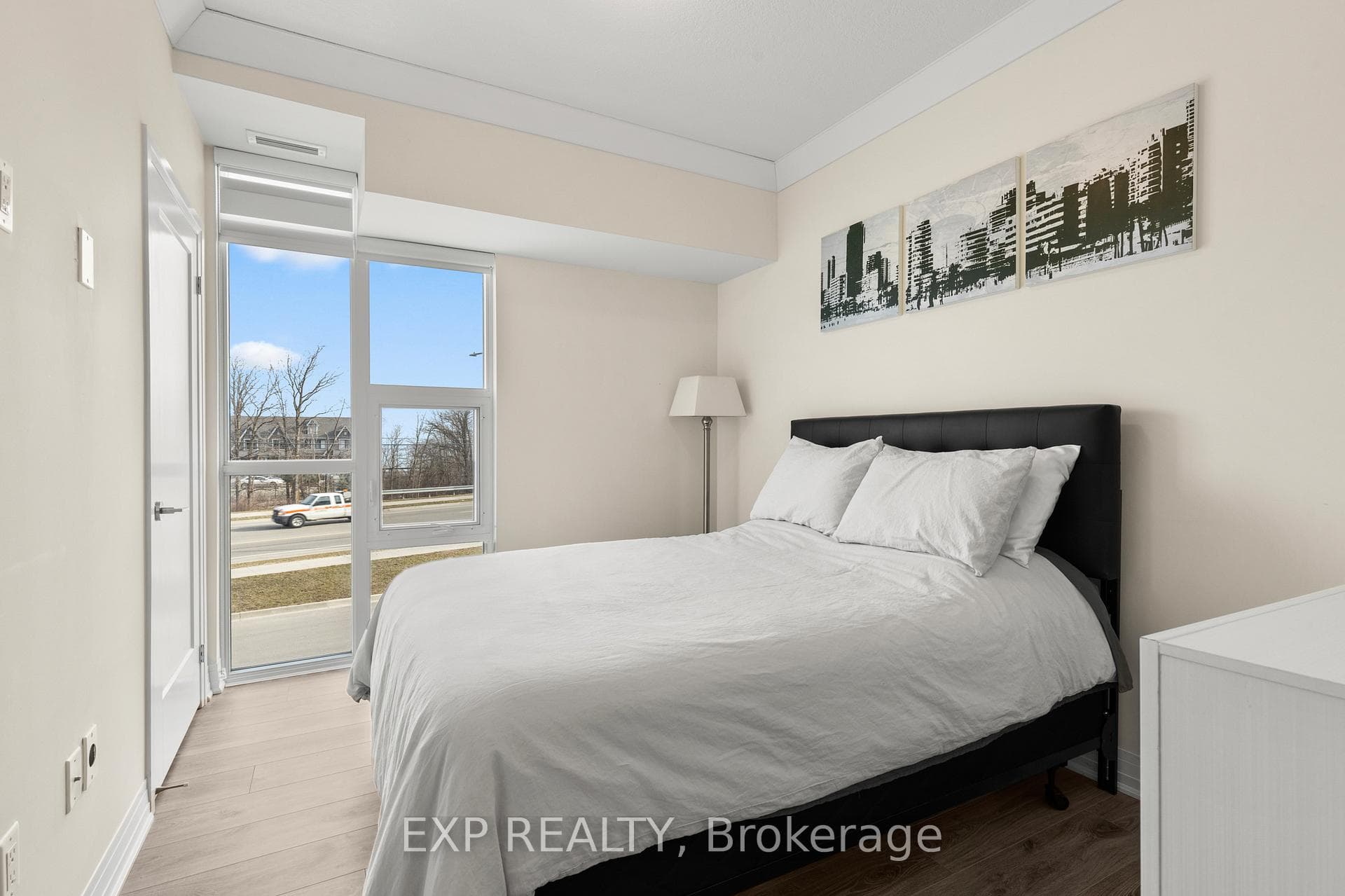 10 Concord Place Unit 209 photo 9