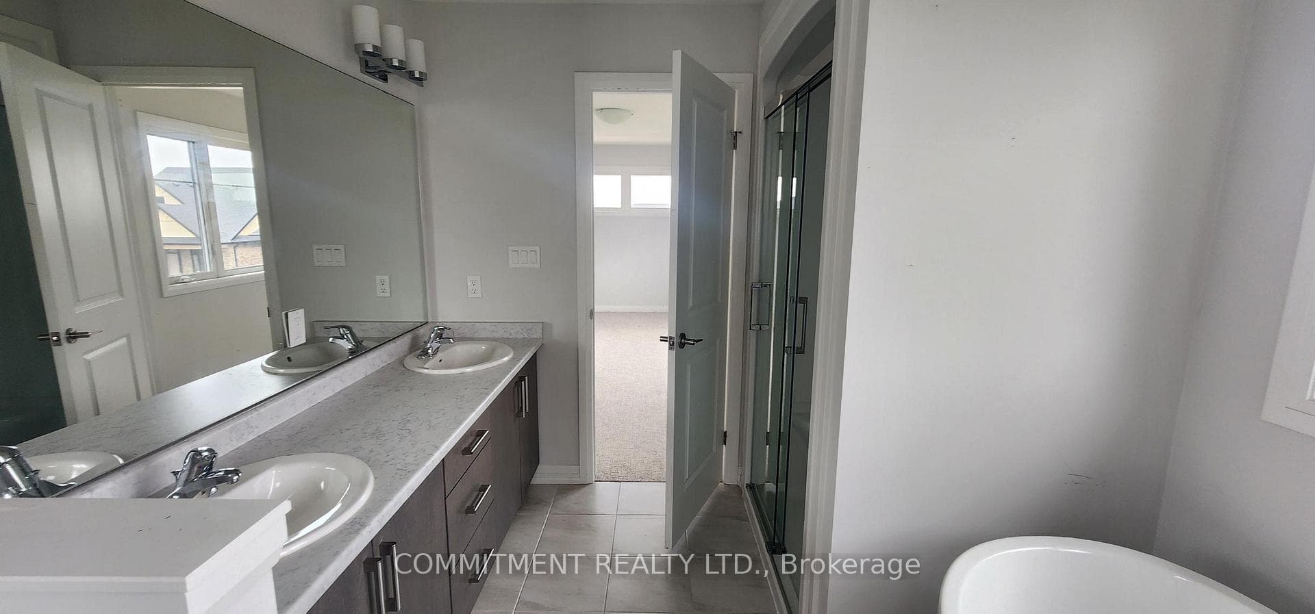 47 Samuel Avenue photo 15