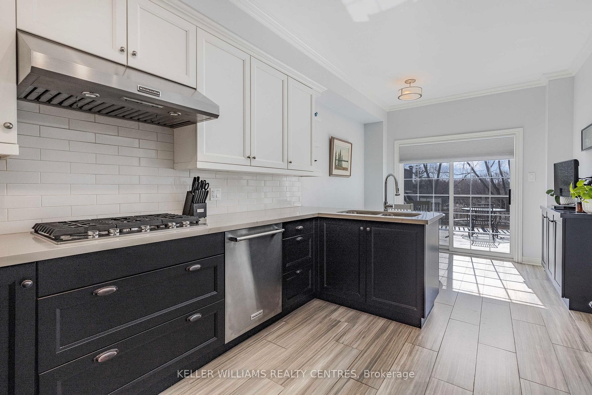 Quartz Counters