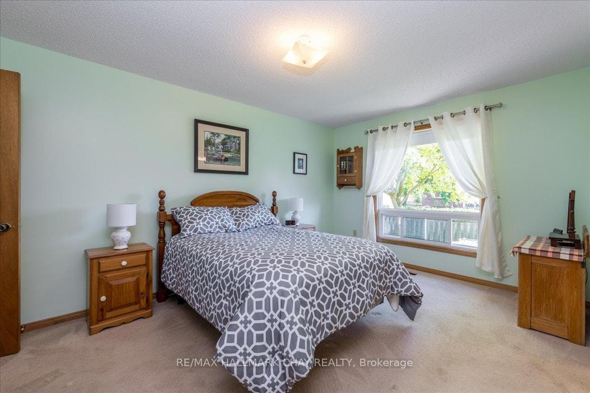 3 Douglas Drive photo 13