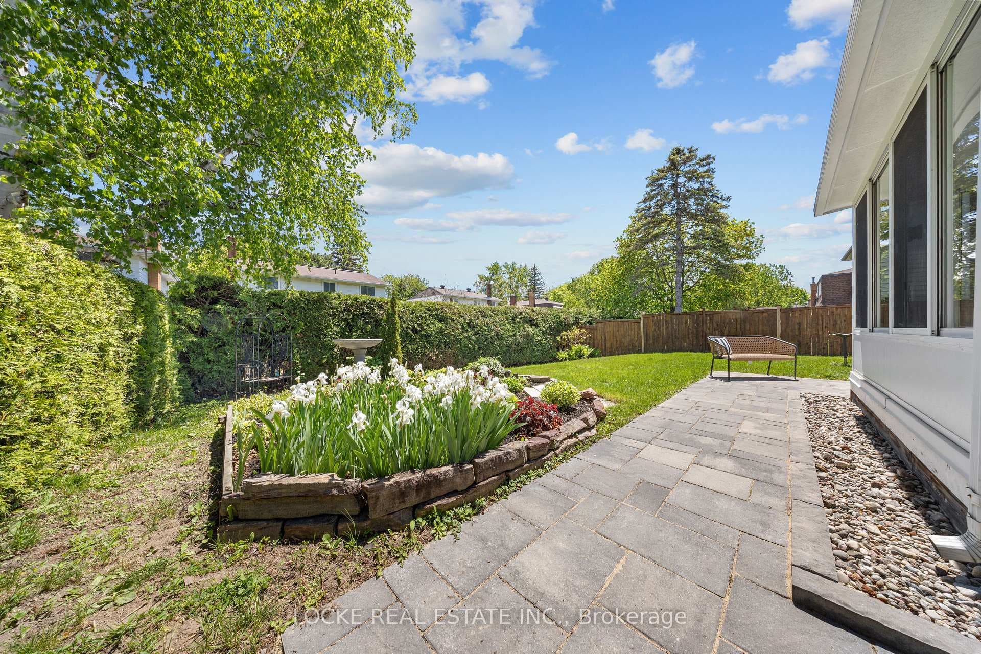 33 Eastpark Drive photo 35