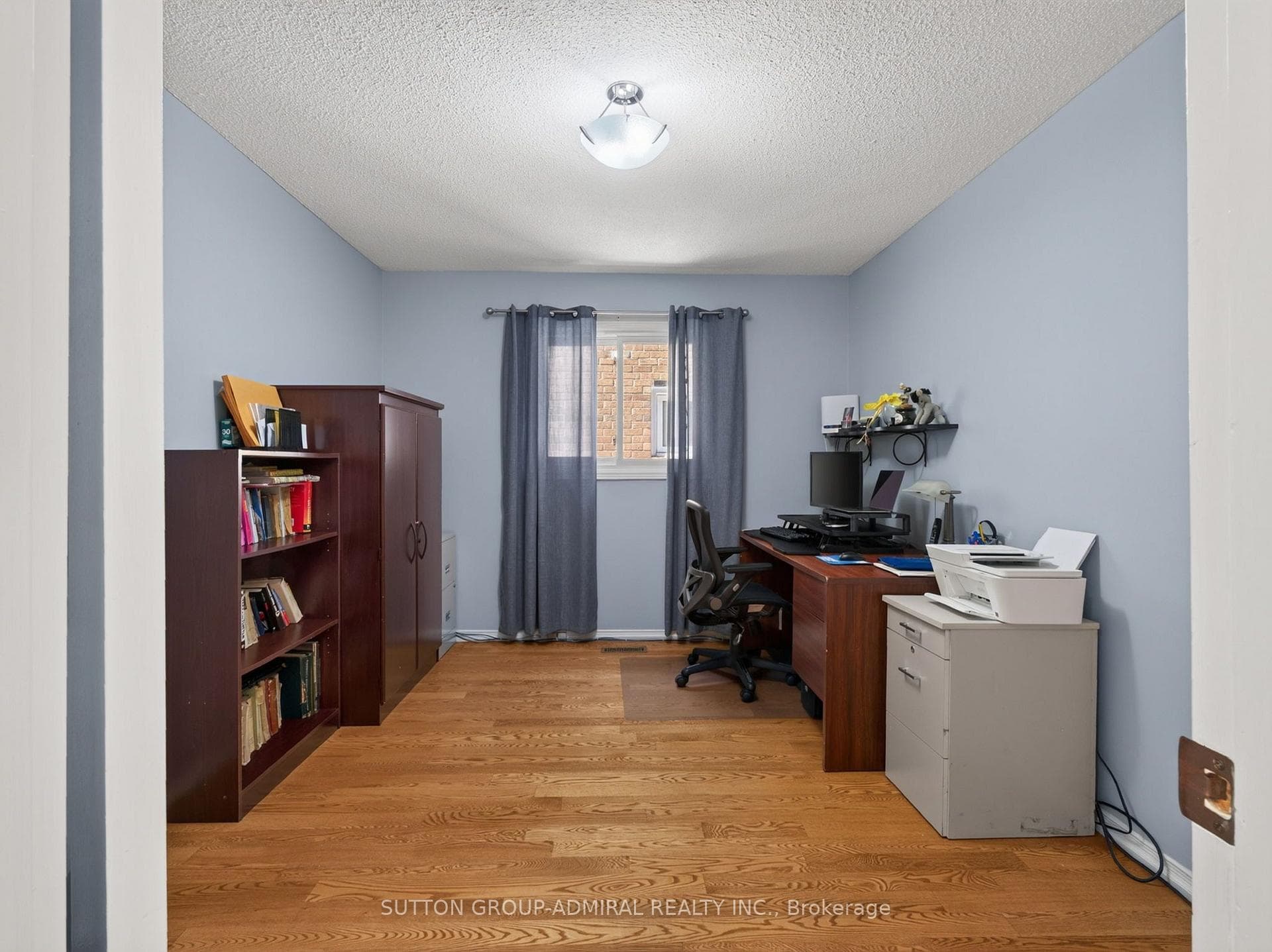 99 Dundurn Crescent photo 21