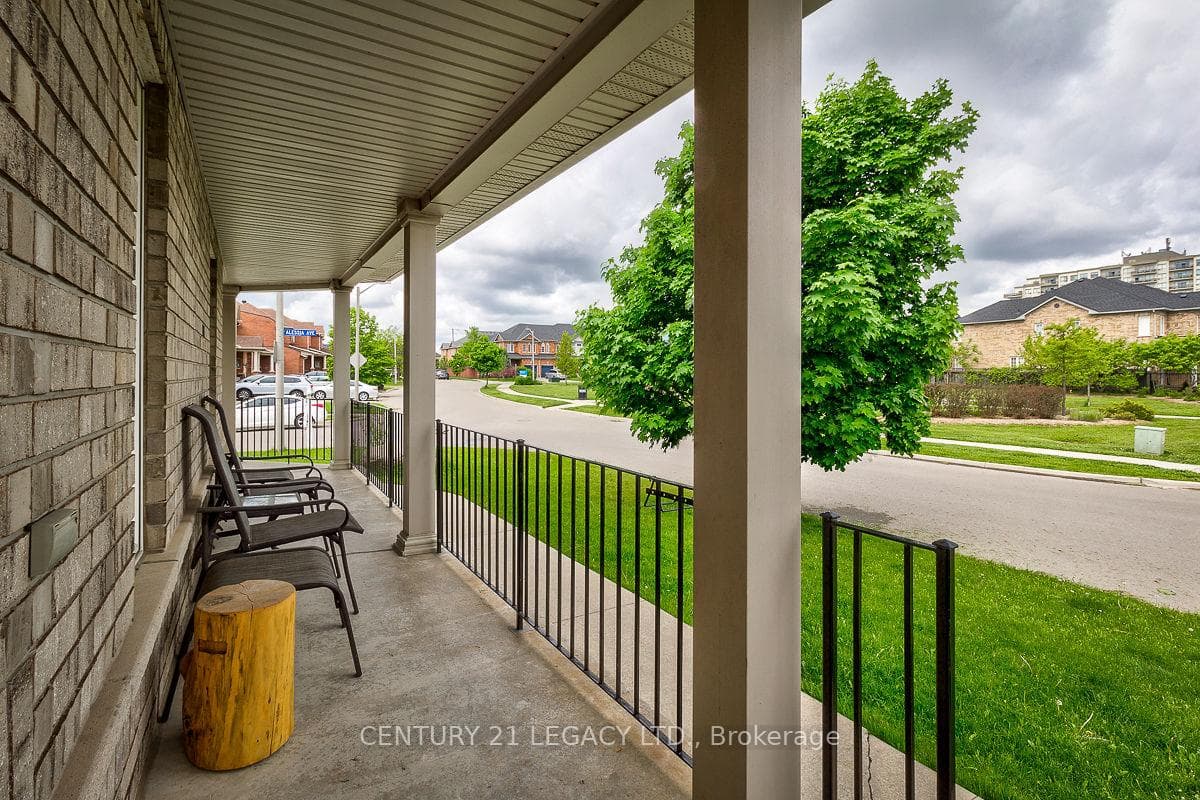 1791 Alessia Avenue photo 2