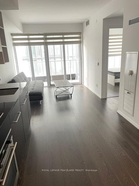 68 Shuter Street Unit 2107 photo 6