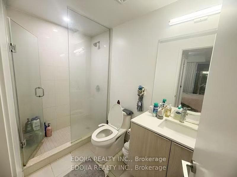 15 Queens Quay Unit 2408 photo 4