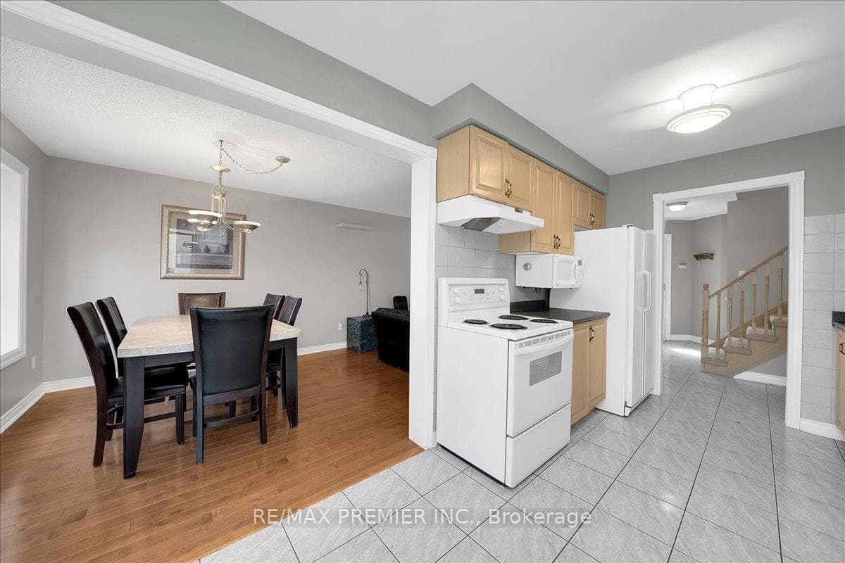 17 Berrydown Drive photo 8