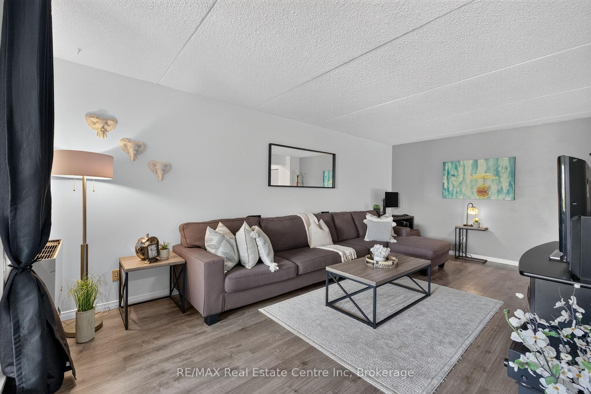 65 Silvercreek Parkway Unit 401 photo 7