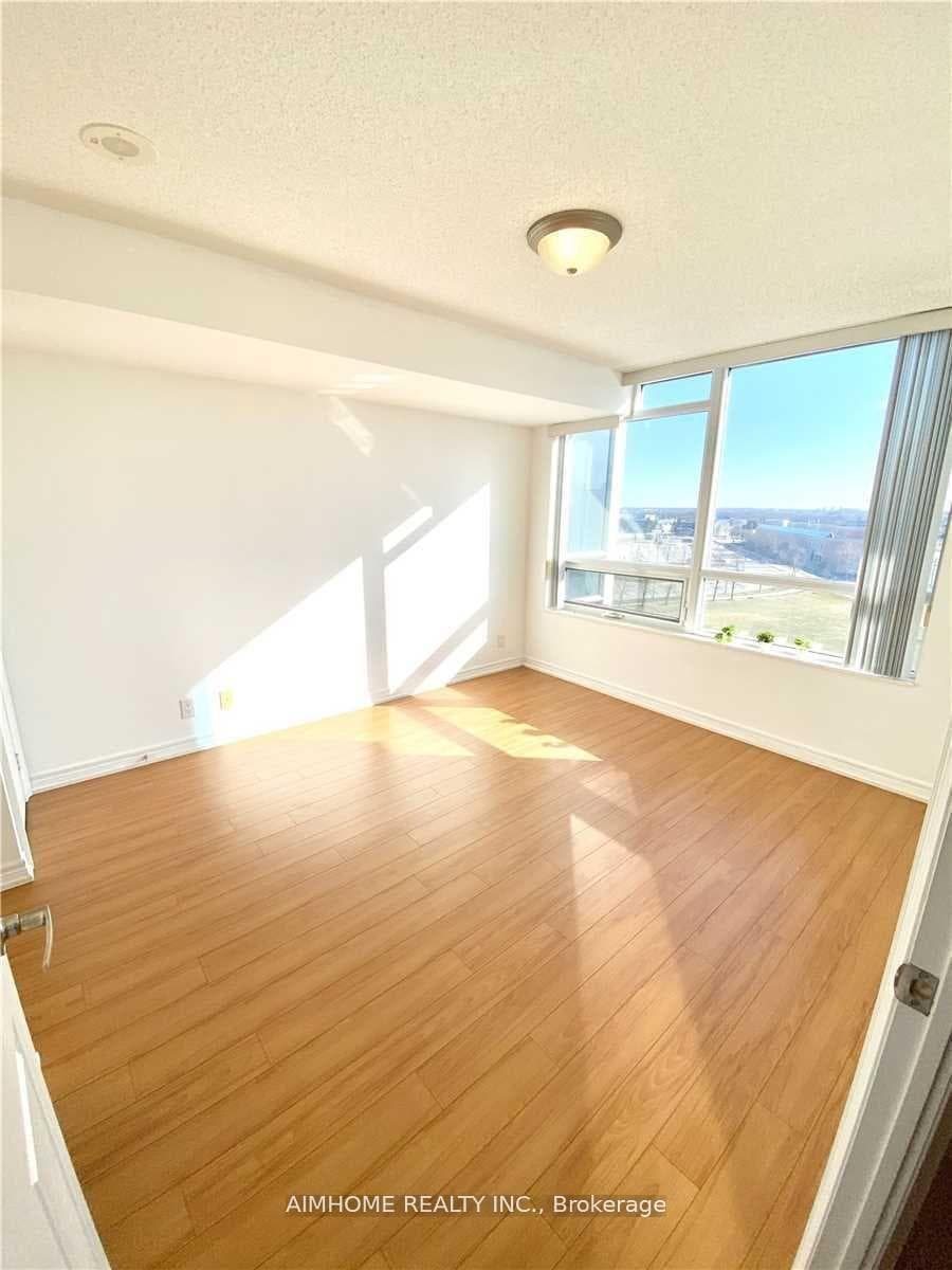 33 Cox Boulevard Unit 827 photo 23